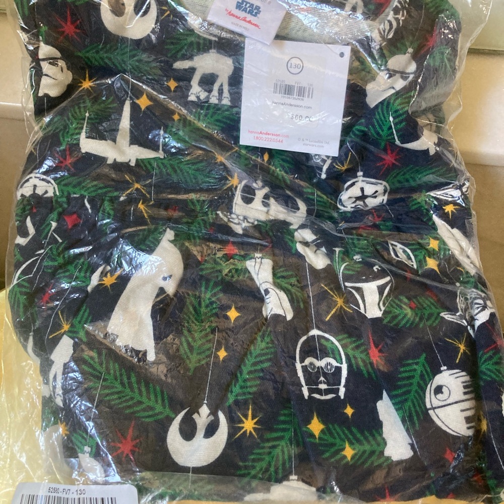 Hanna Anderrson Star Wars Christmas nightgown
